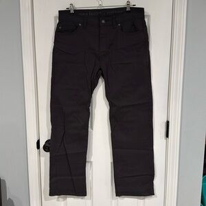 Men’s prAna stretchy pants